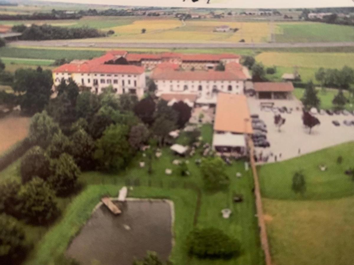 Hotel Tenuta Valminier Villanova d'Asti Esterno foto